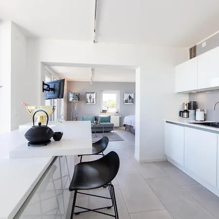 View 99 - In Mit Exklusivem Ostseeblick *