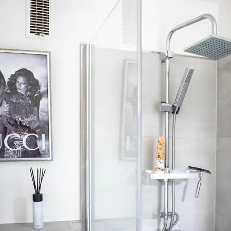 View 99 - In Mit Exklusivem Ostseeblick *